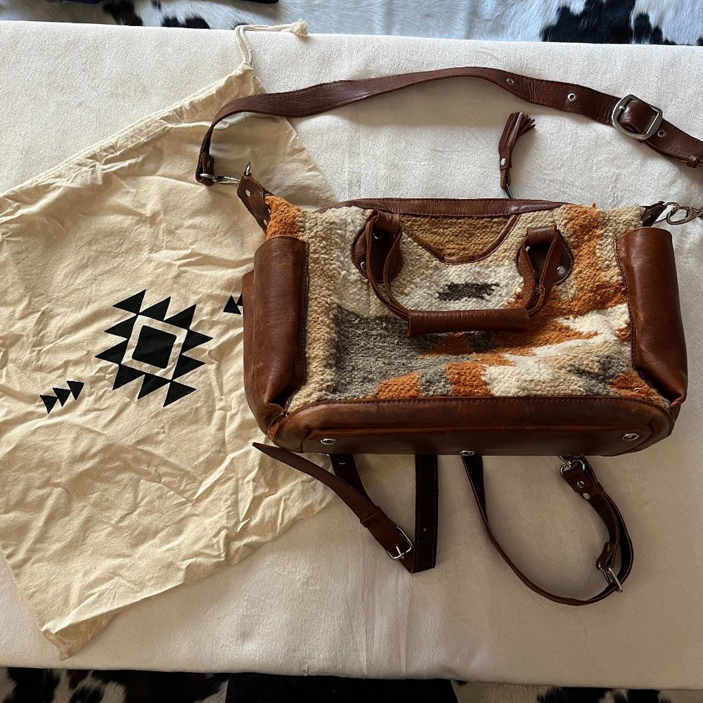 *Sunday Isle* Convertible Day Bag